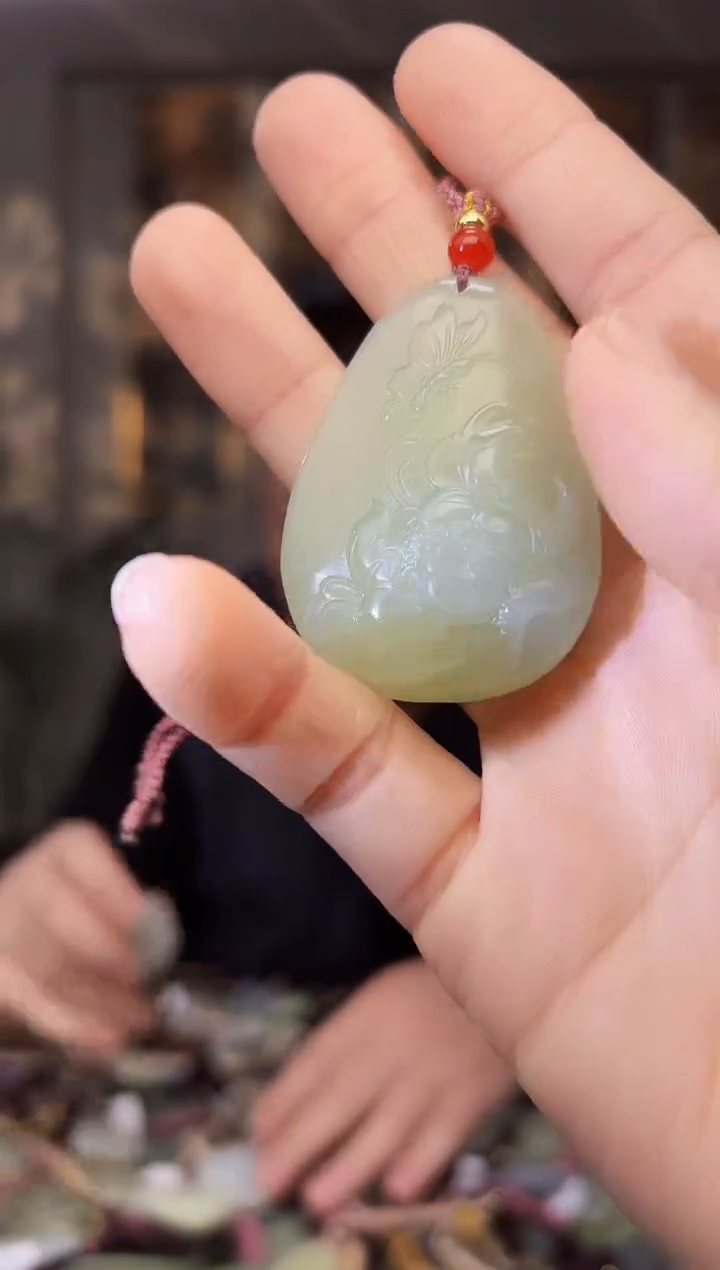 【闪购商品】和田玉颈饰未镶嵌拍一发一