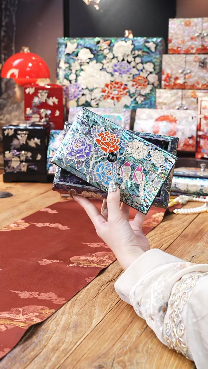 【闪购商品】瓷片豆包的星耀家