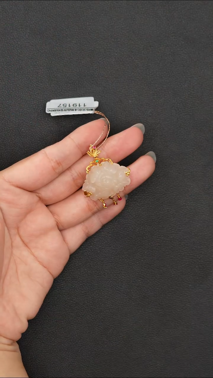 和田玉18K金镶嵌吊坠(不含链)QSY054藕粉花开富贵坠