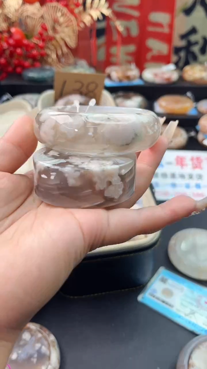 【闪购商品】石英质玉手镯未镶嵌赠送镯心（57圈口）