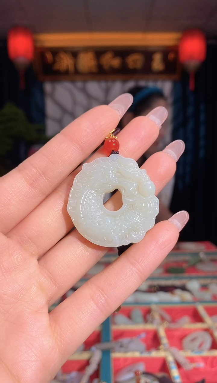 和田玉未镶嵌挂件鱼化龙