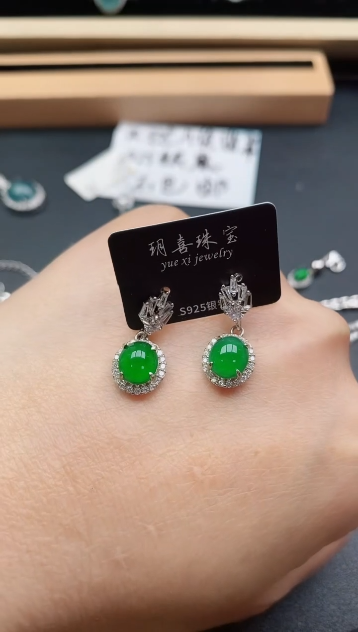 翡翠银S925镶嵌耳饰8000
