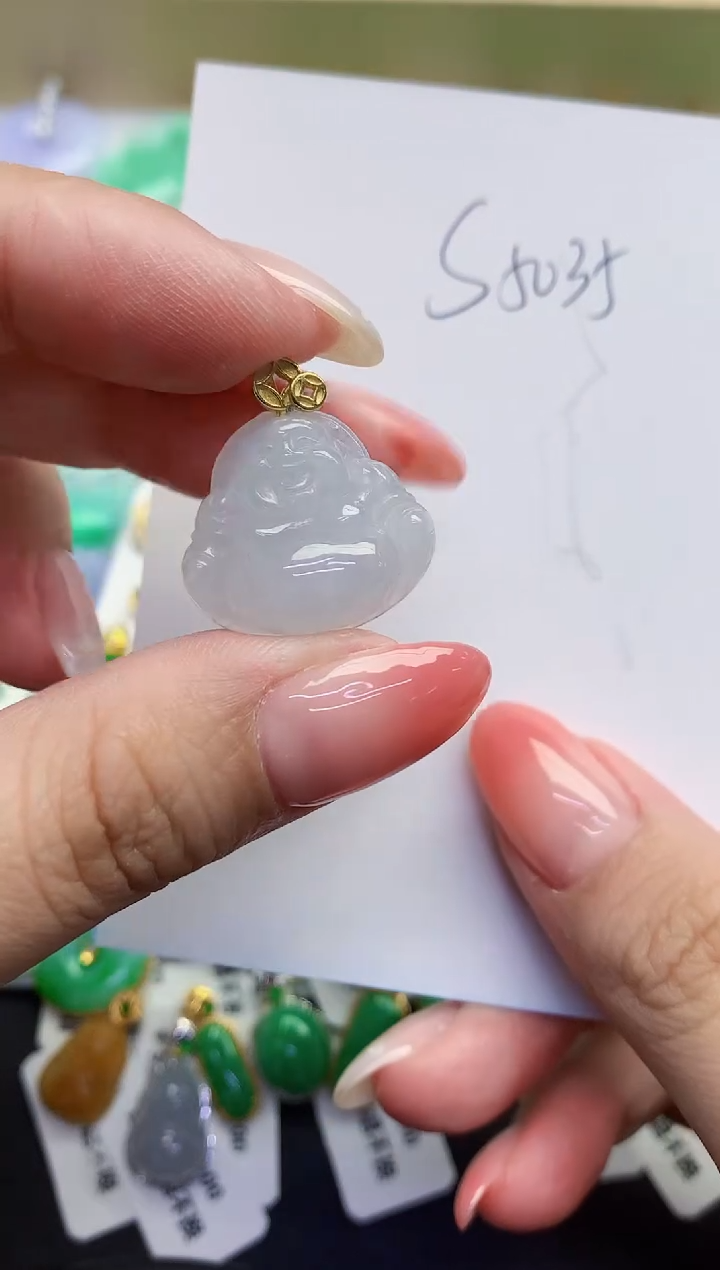 翡翠未镶嵌颈饰缅甸天然翡翠A货