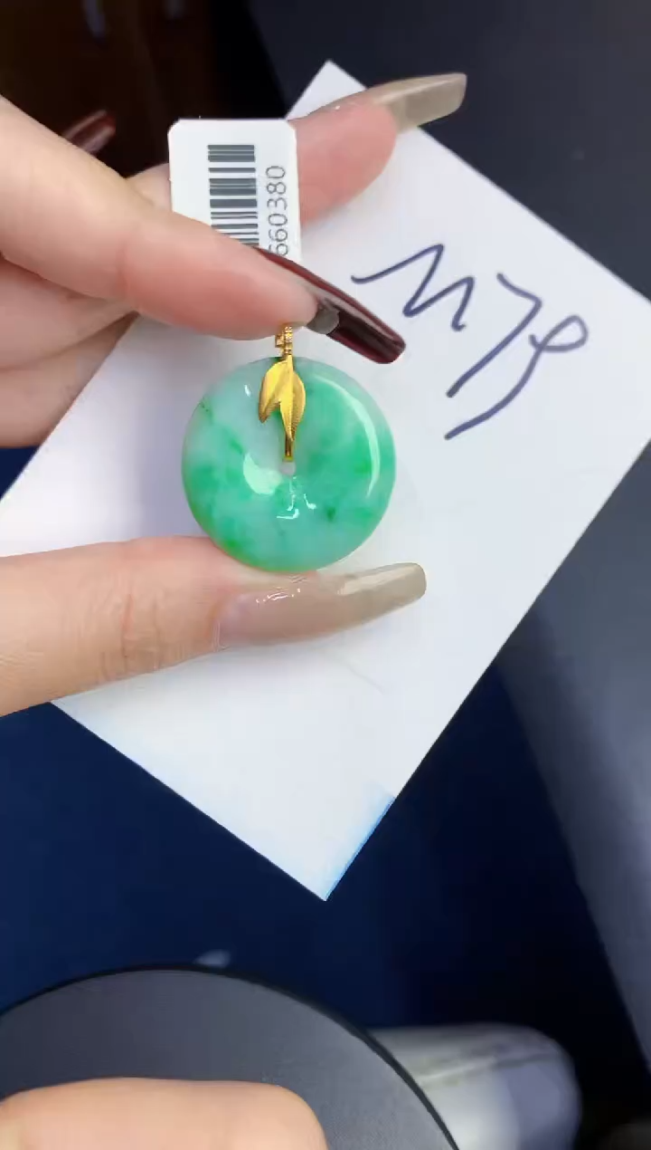 【闪购商品】翡翠颈饰18K金镶嵌0000000000