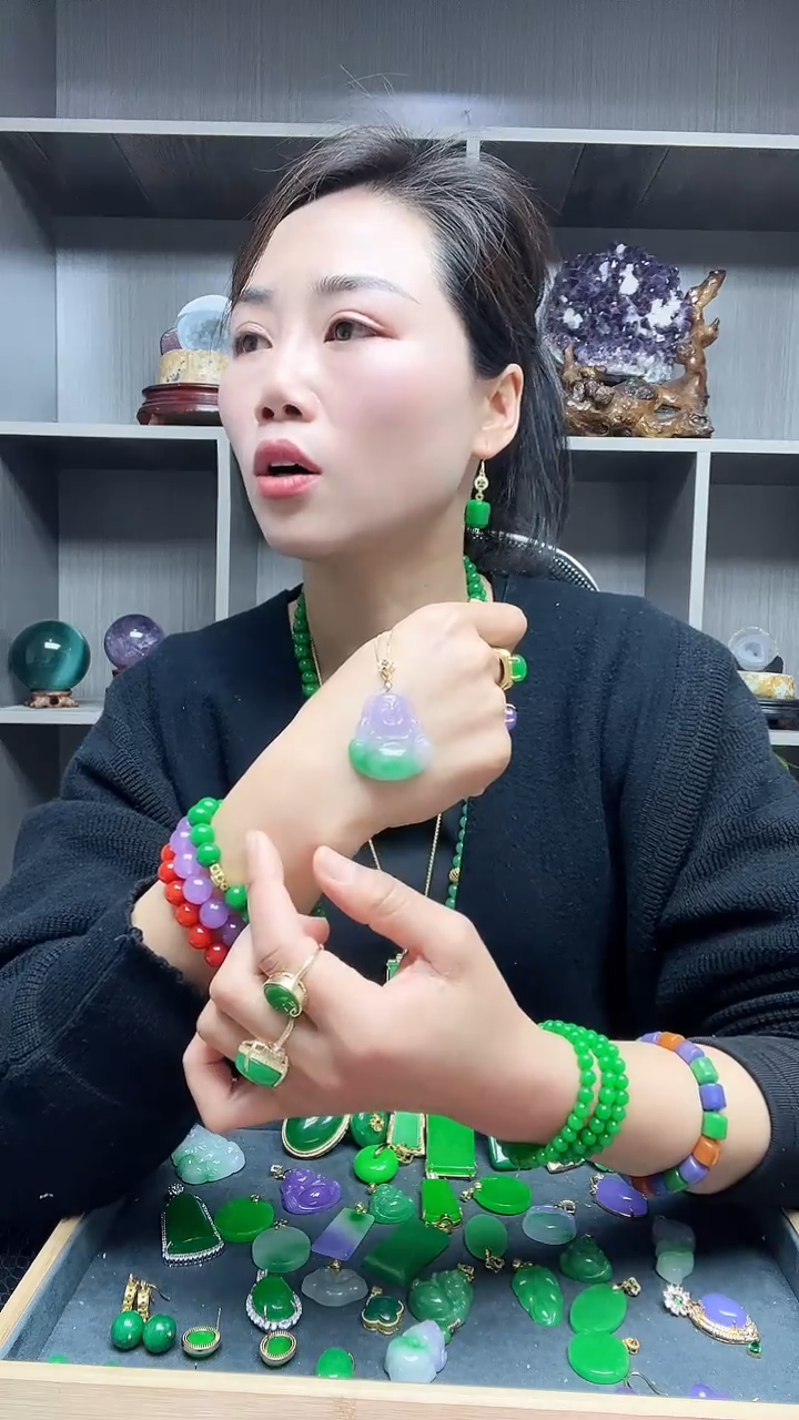 【闪购商品】翡翠吊坠(赠链)14K金镶嵌吊坠