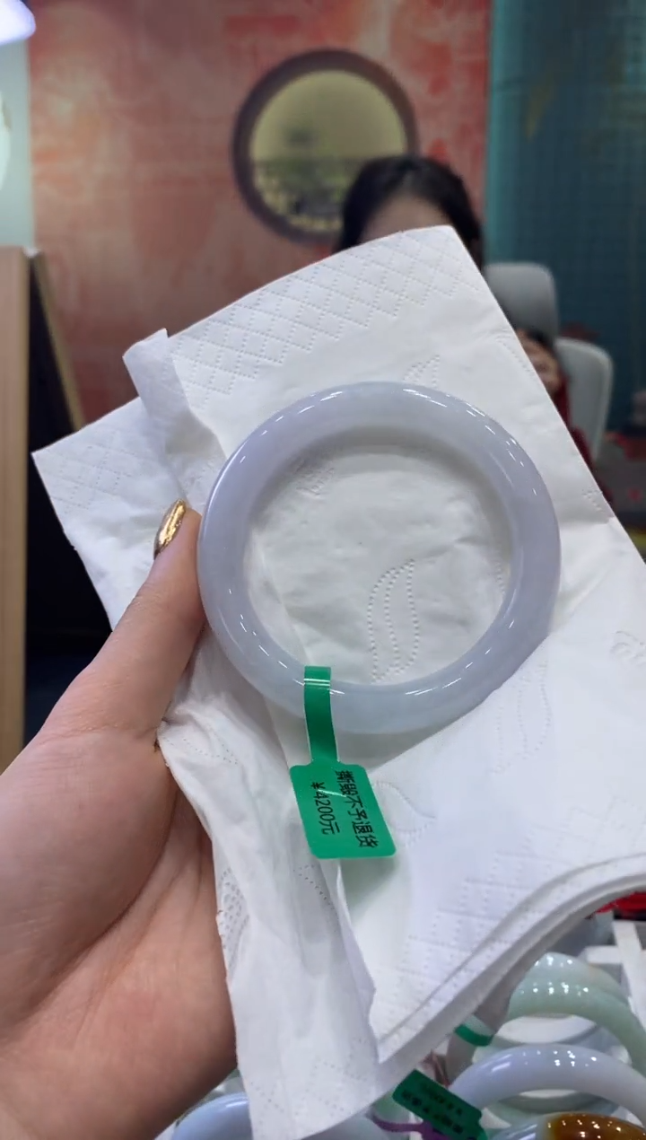 【闪购商品】翡翠手镯未镶嵌多人04005