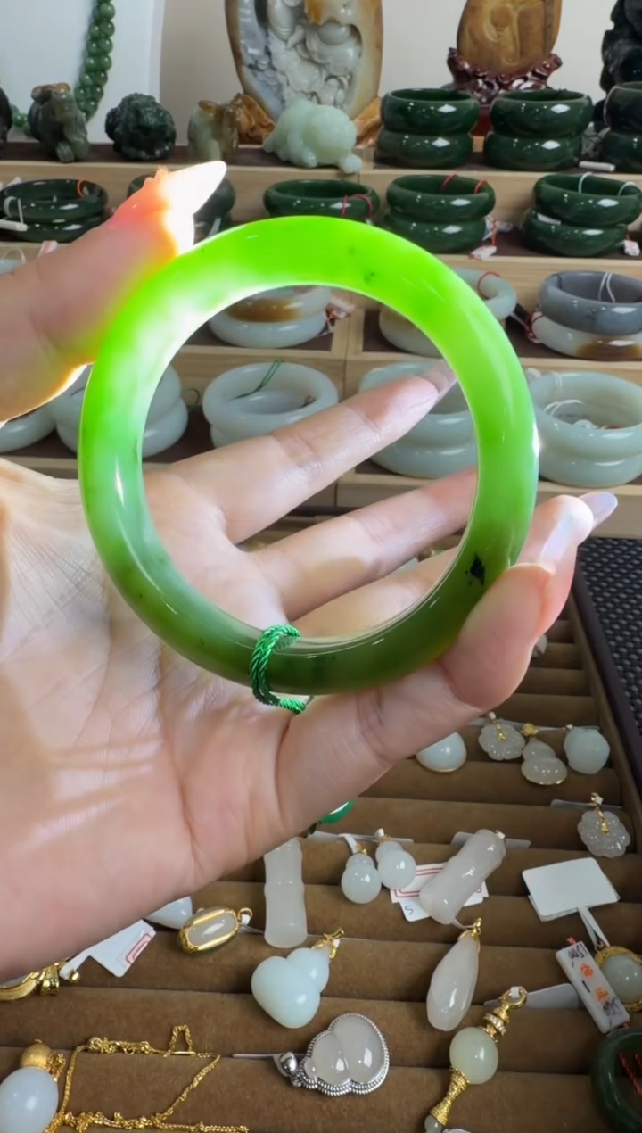 颈饰未镶嵌和田玉手镯54