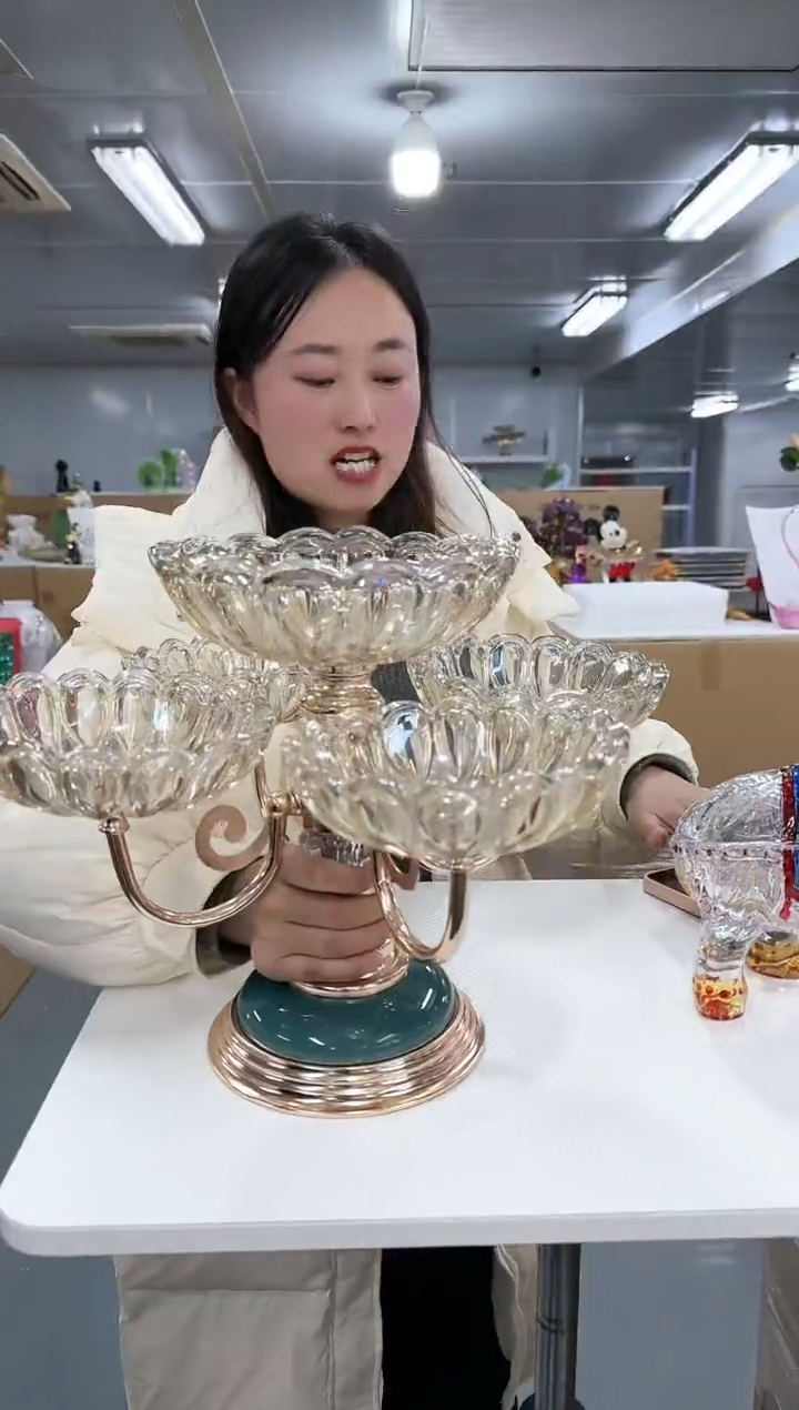 【闪购商品】无铅玻璃花间集0037