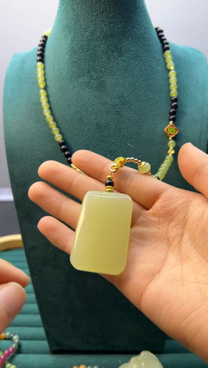 【闪购商品】和田玉手链14K金镶嵌X325