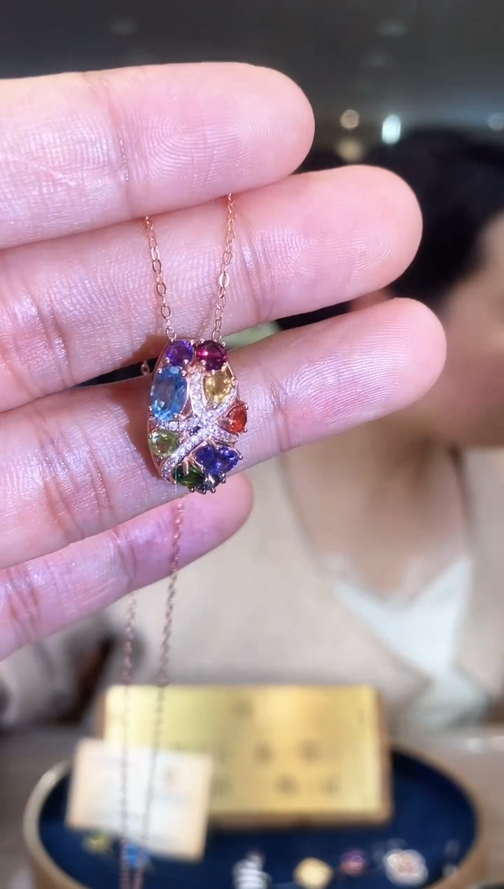 【闪购商品】水晶项链银S925镶嵌09天然宝石