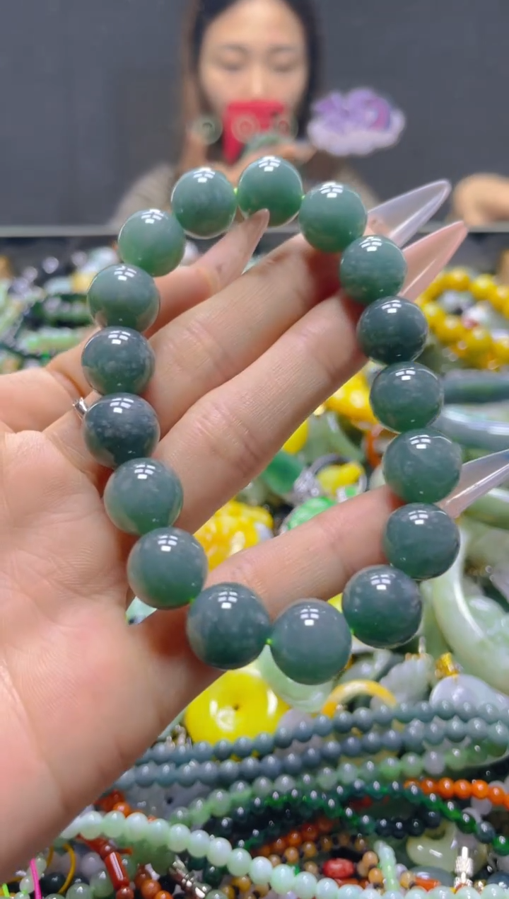 颈饰未镶嵌翡翠11MM