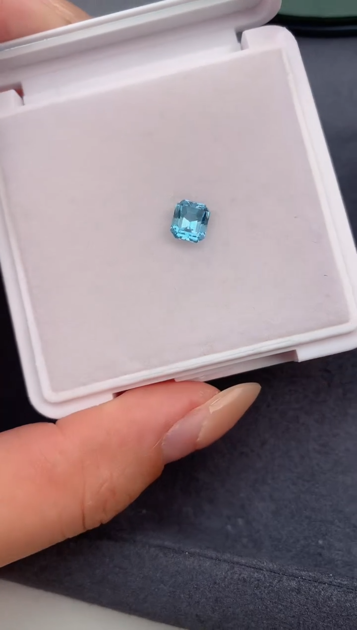 【闪购商品】海蓝宝石裸石未镶嵌1ct海蓝宝