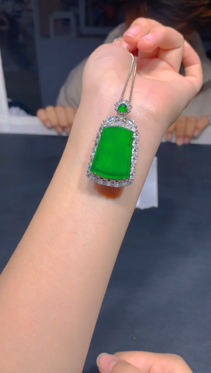 【闪购商品】定制翡翠未镶嵌86多样性发货(发其一）