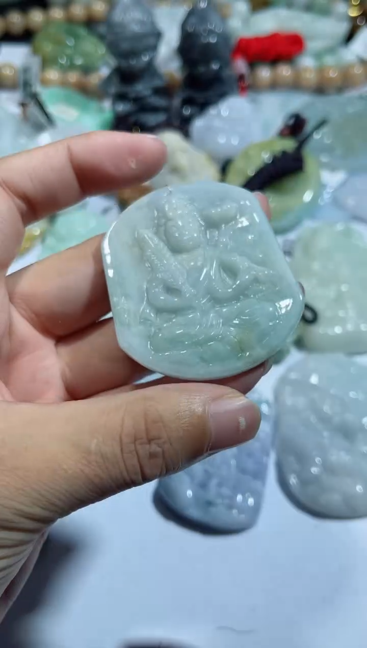 【闪购商品】翡翠颈饰未镶嵌00005824