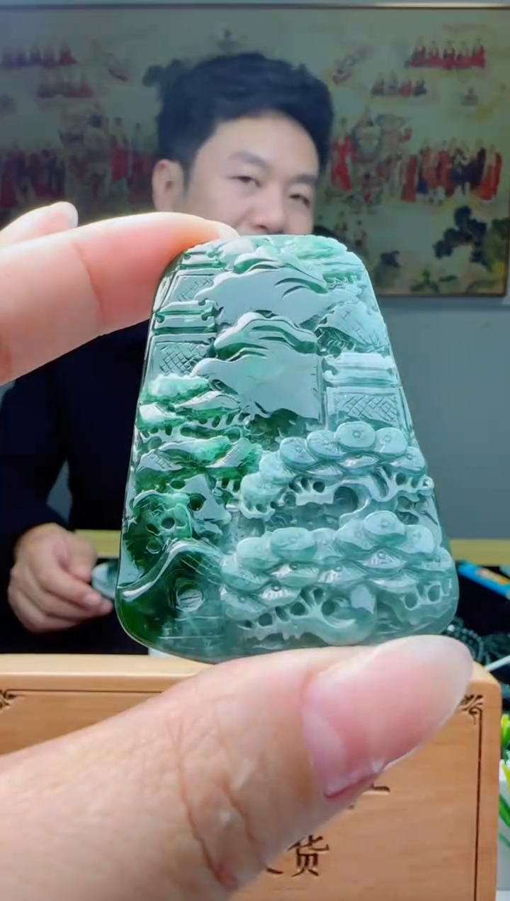 【闪购商品】翡翠颈饰未镶嵌11111111111111