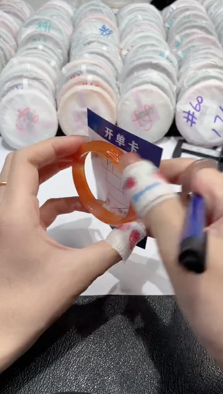 【闪购商品】石英质玉手镯未镶嵌-61