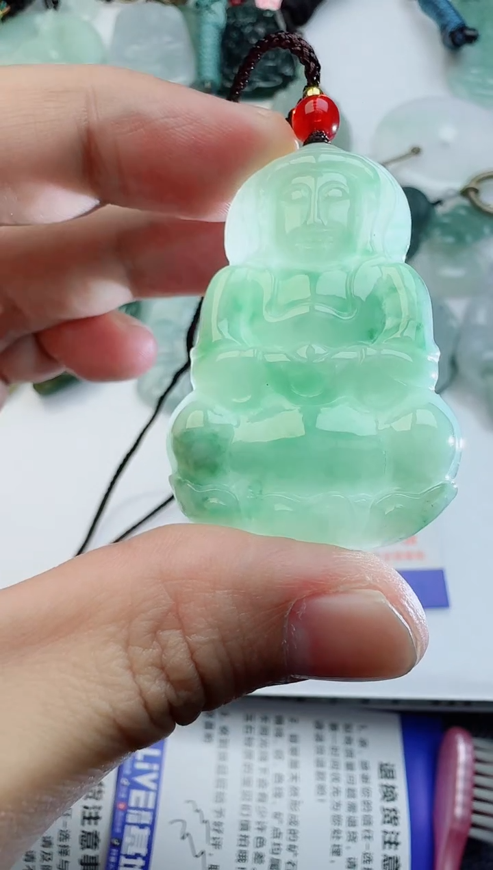 【闪购商品】翡翠吊坠(不含链)未镶嵌多样性随机发其一