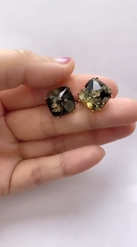 【闪购商品】琥珀裸石银S925镶嵌琥珀耳钉