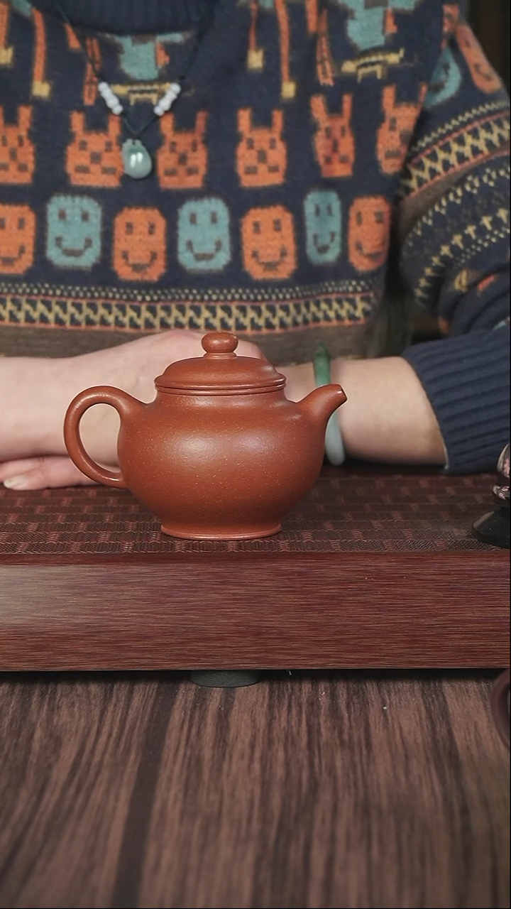 【闪购商品】紫砂茶壶xj  红降坡  掇只