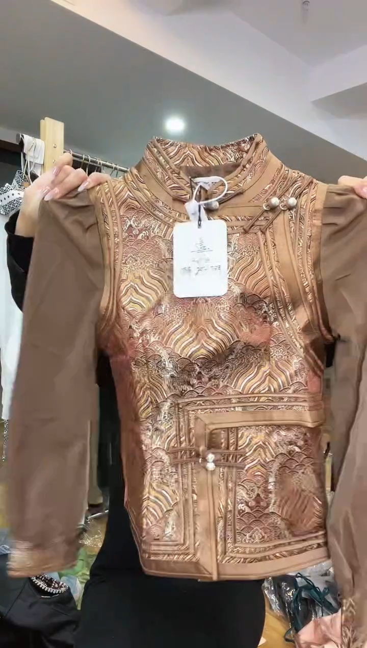 M码       90-105斤  纱袖