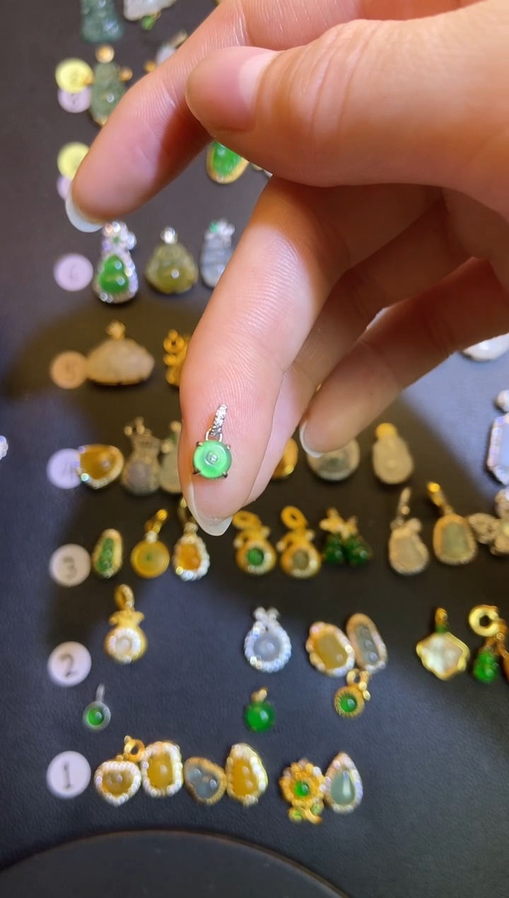 吊坠(不含链)银S925镶嵌翡翠1