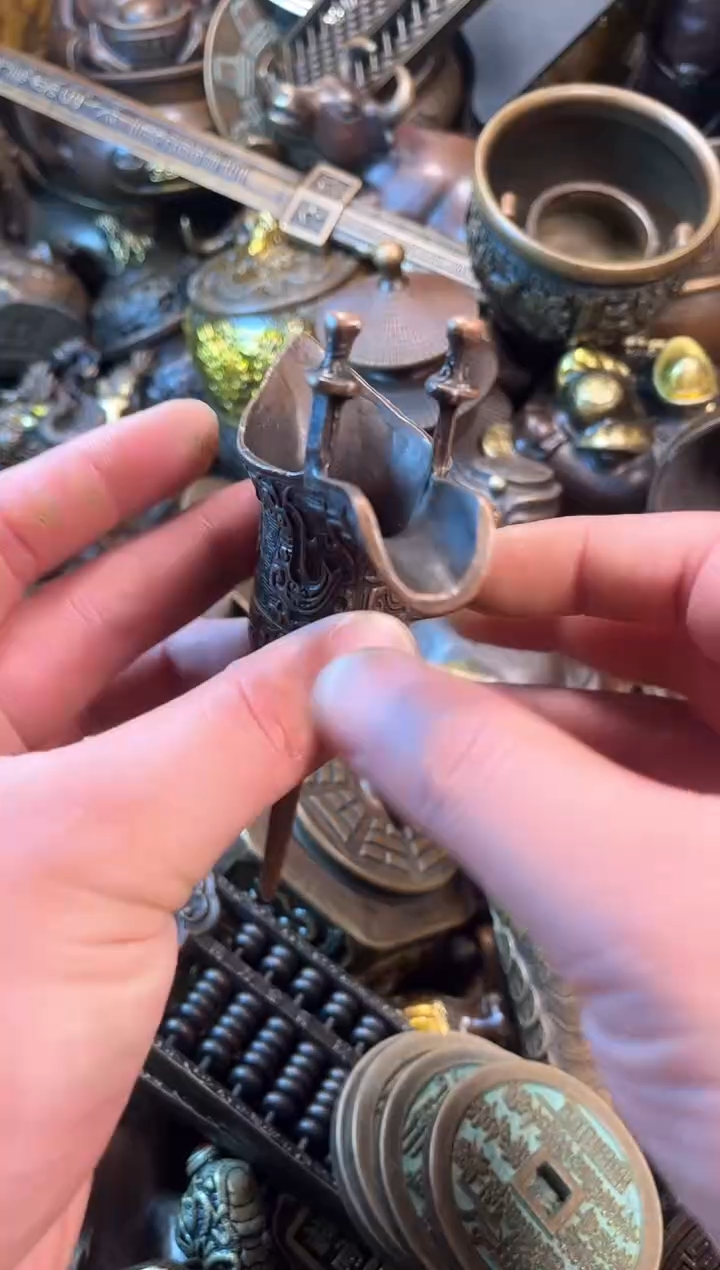 精美铜器点击下单