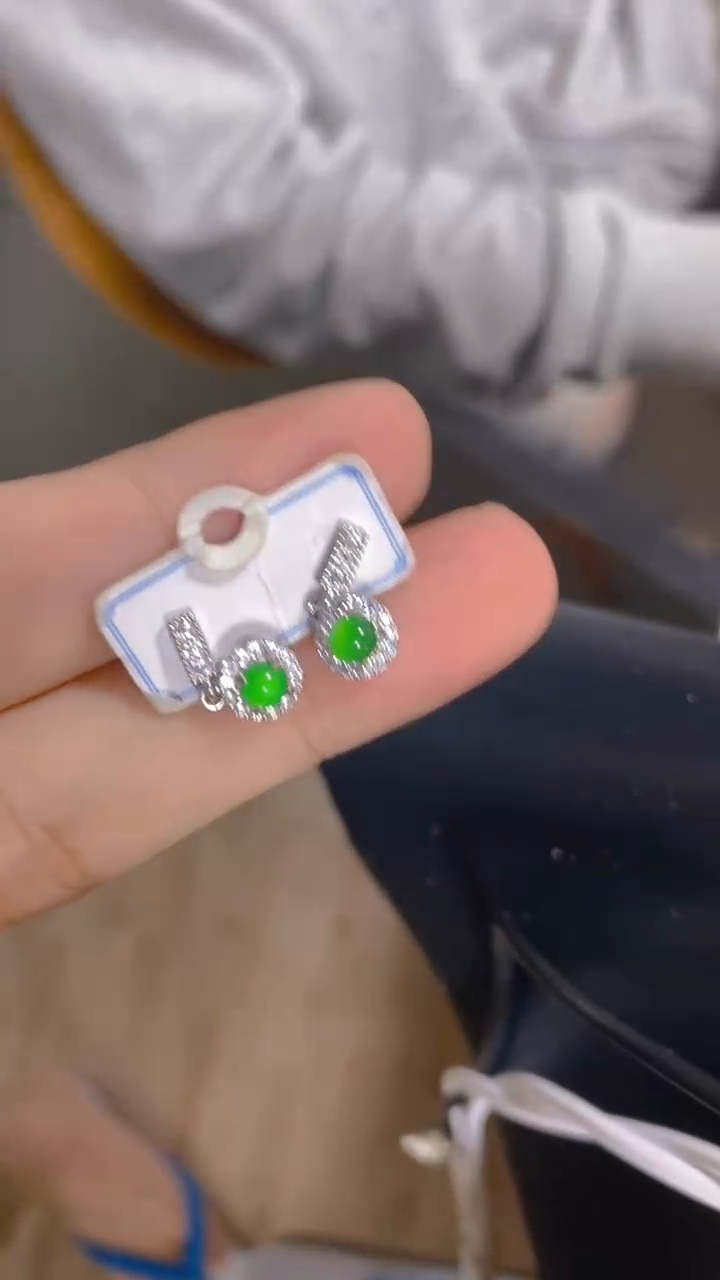 【闪购商品】翡翠耳饰未镶嵌0313542869多样性发一