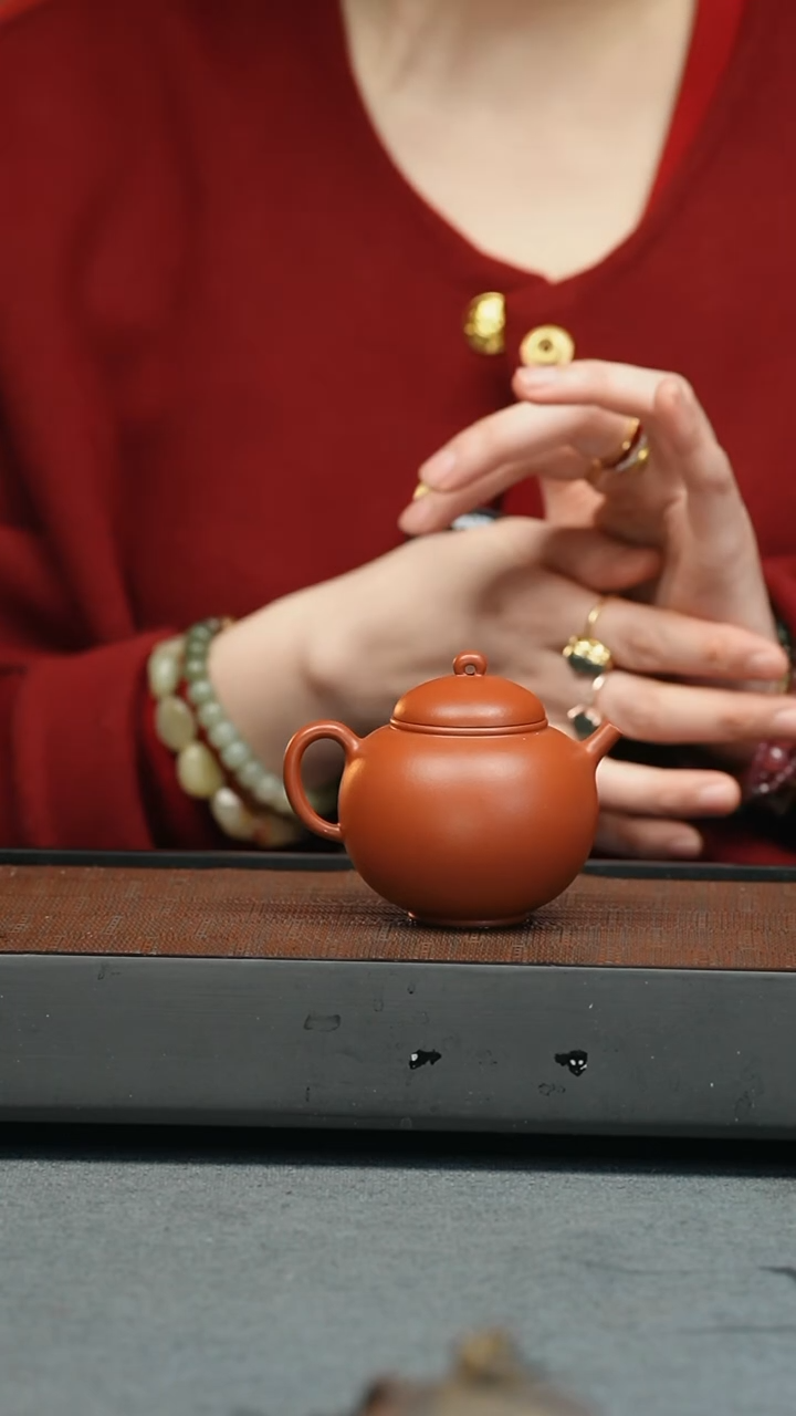 【闪购商品】紫砂茶壶五堂 拳毛騧