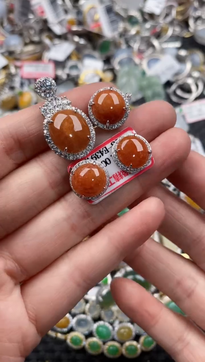 银S925镶嵌戒指翡翠888      8