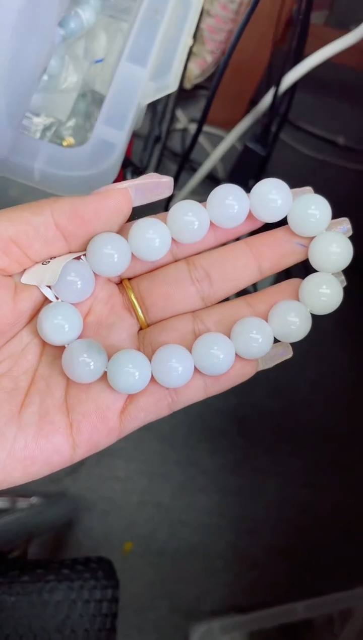 未镶嵌定制翡翠珠串13.6