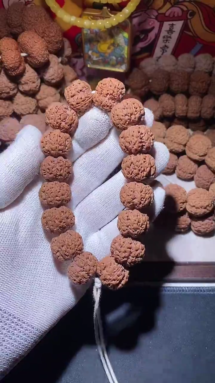 【闪购商品】金刚菩提手串超头纽扣平头五星蜂王20