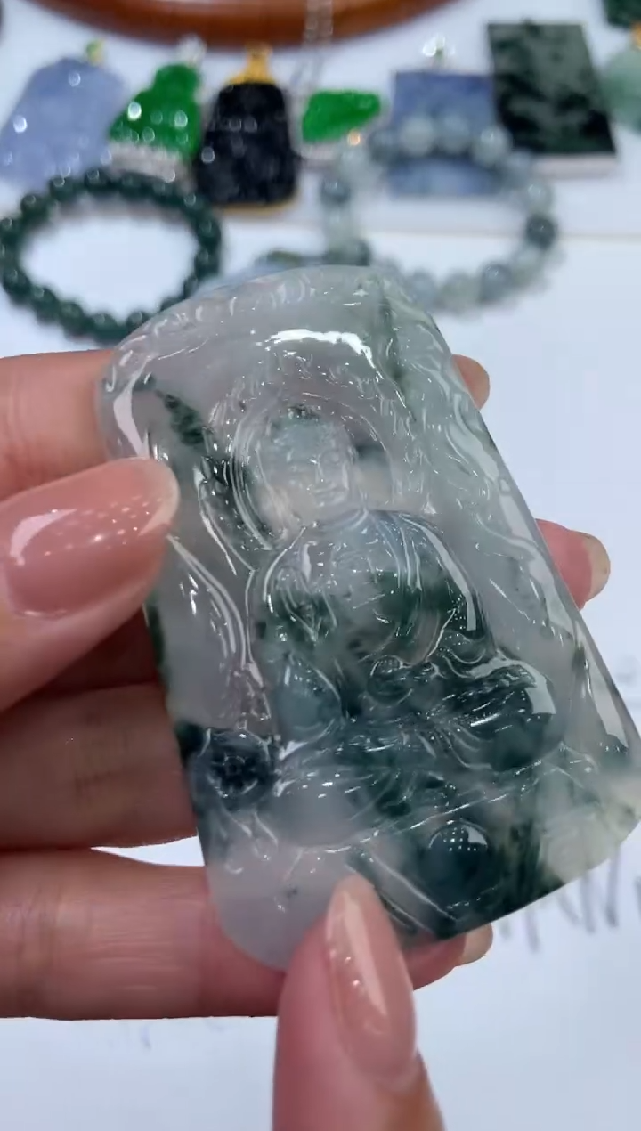 【闪购商品】翡翠未镶嵌挂件2202524