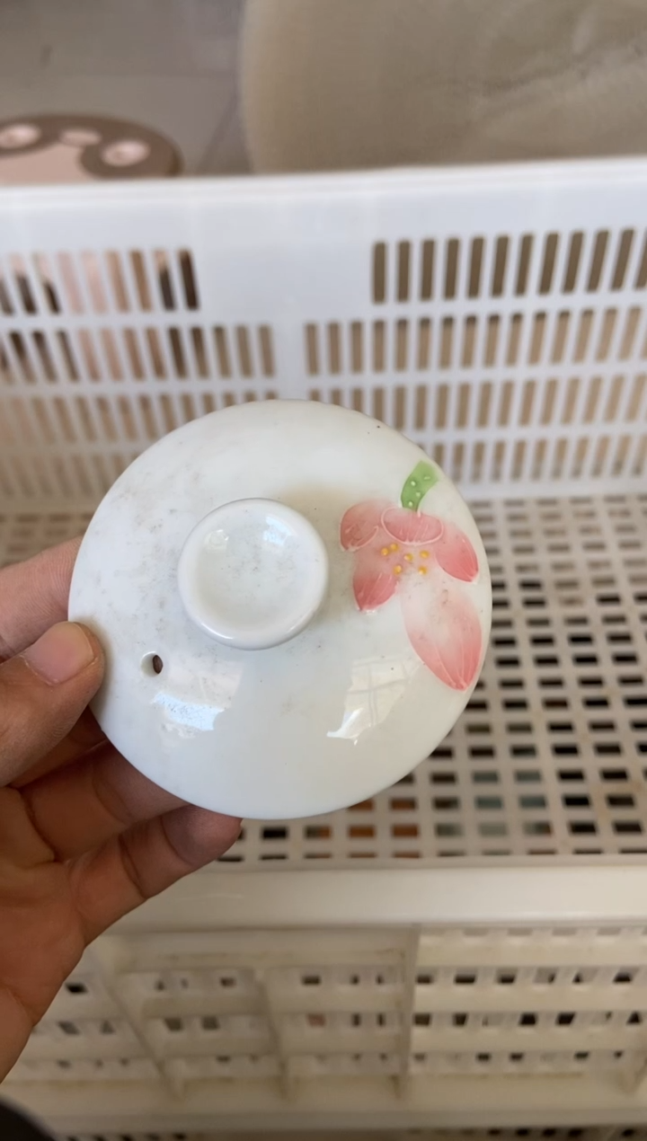 杯无运费险有瑕疵的摄影的产品有使用过的痕迹有点脏介意勿拍