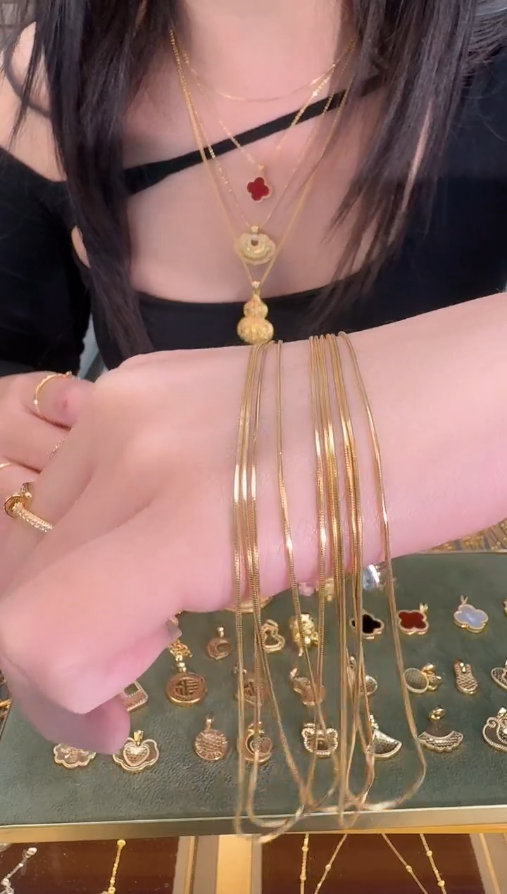 40cm固定不可调节蛇骨链2.33g（多样性发货）