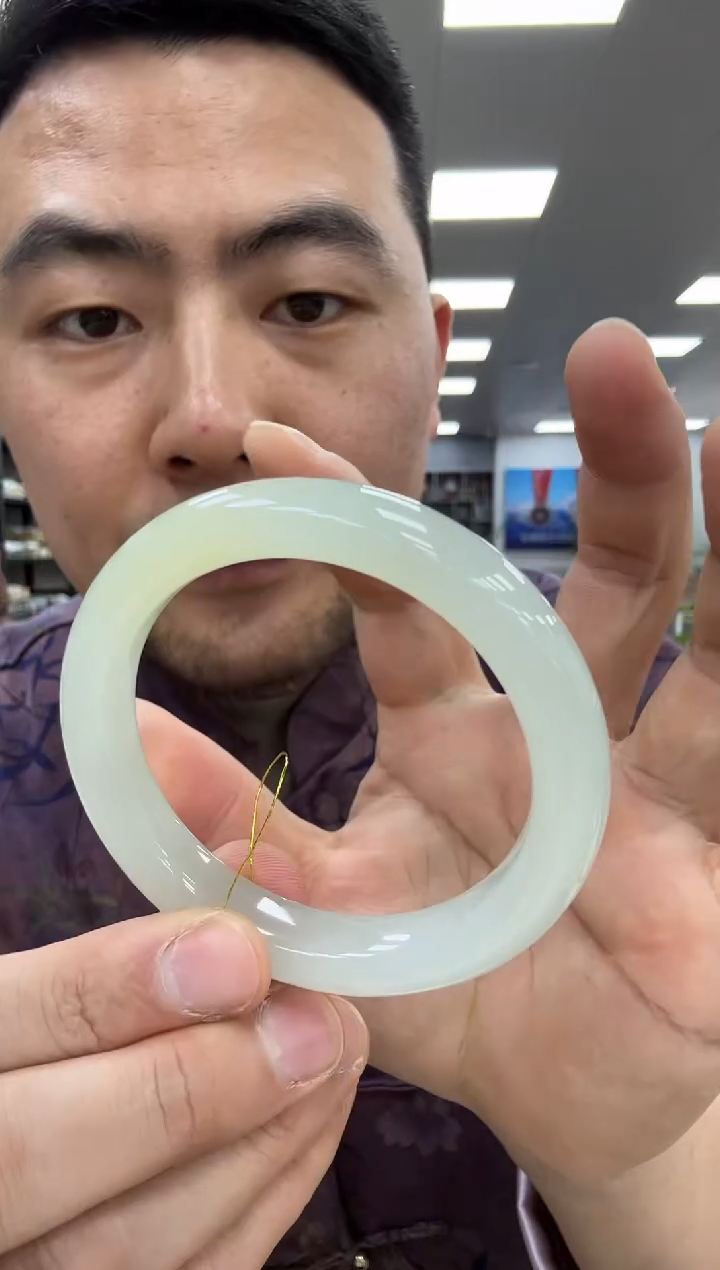 【闪购商品】和田玉手镯未镶嵌56-57  001