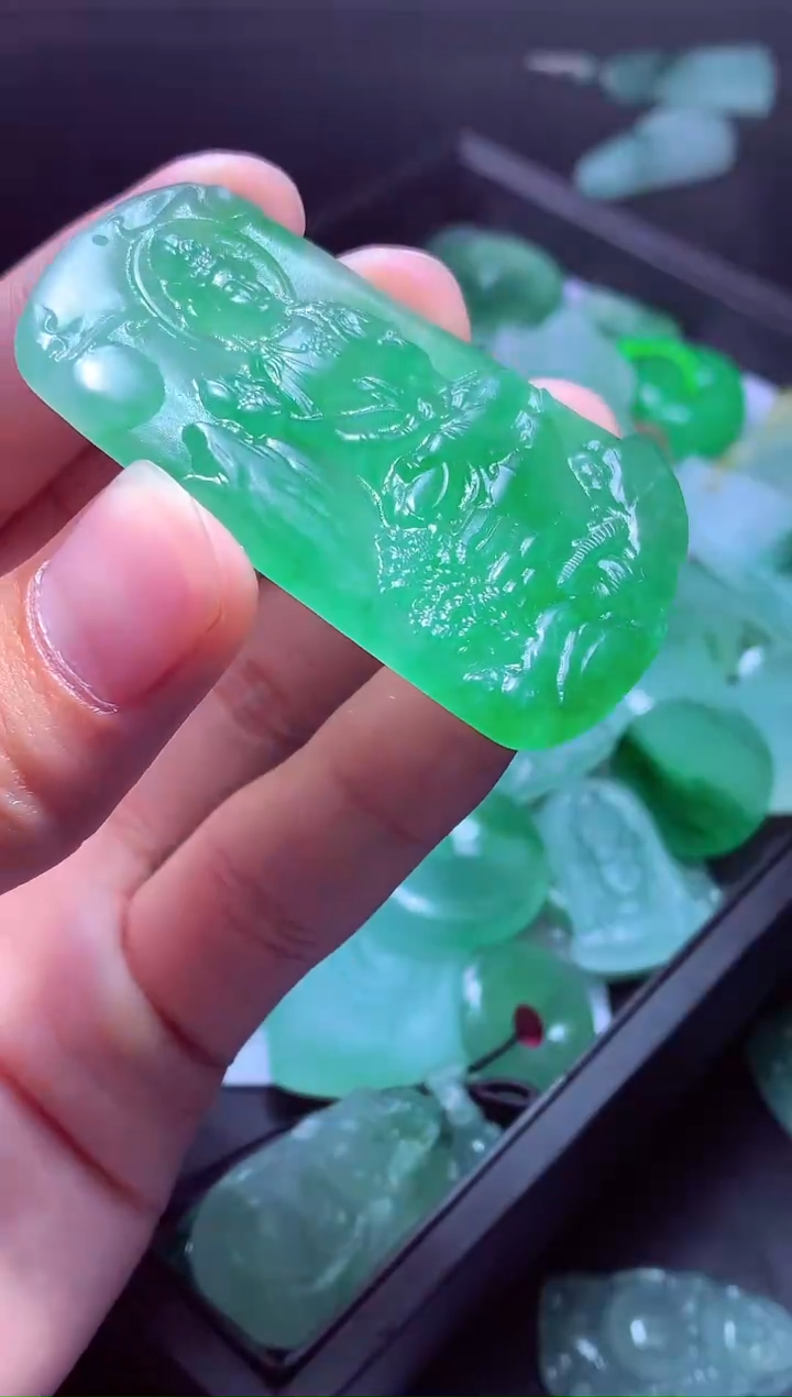 未镶嵌定制翡翠?*?毛货翡翠定制