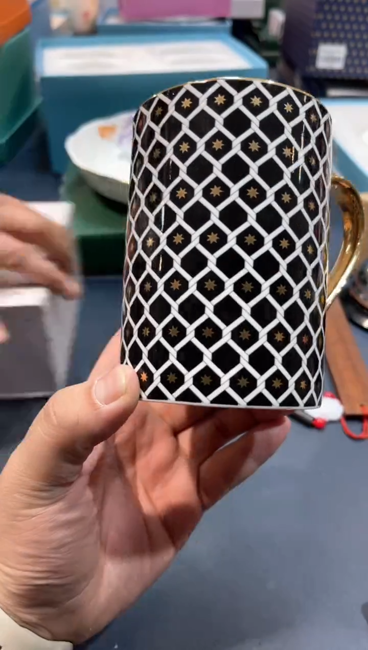 【闪购商品】碗F830全场正品，京东包邮