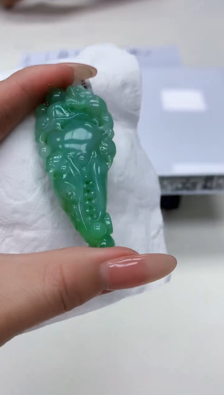 【闪购商品】定制翡翠未镶嵌4925jj-毛货挂件138