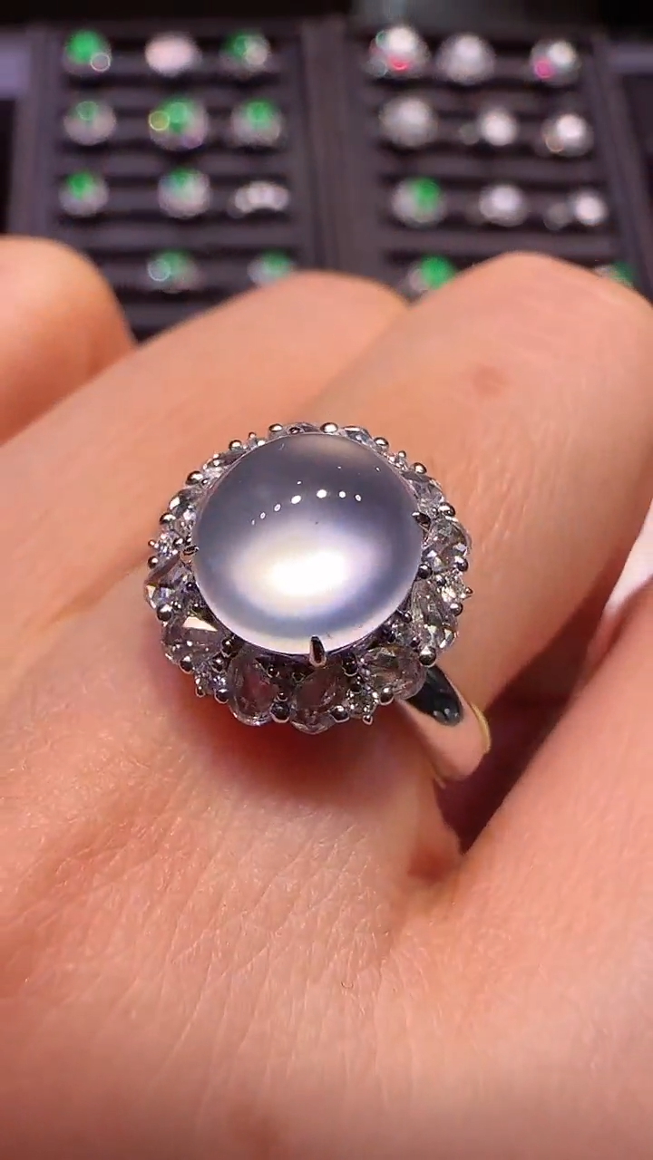 【闪购商品】翡翠戒指18K金镶嵌戒指