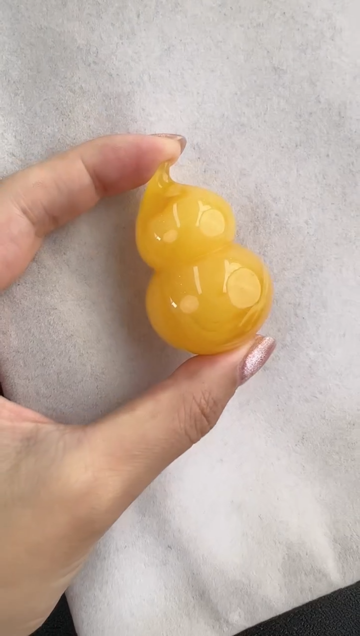 【闪购商品】琥珀裸石未镶嵌10125010-吊坠