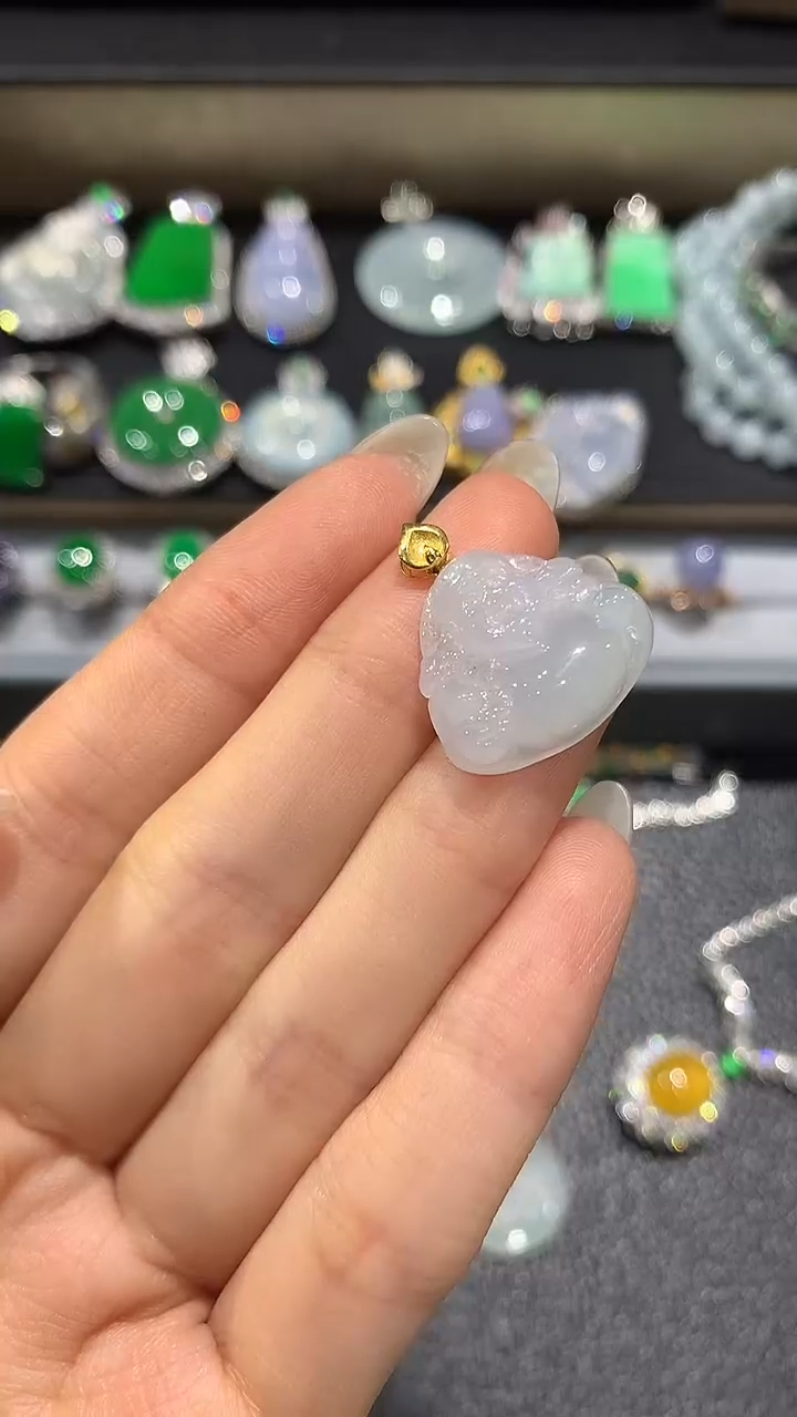 【闪购商品】翡翠吊坠(不含链)18K金镶嵌2团购