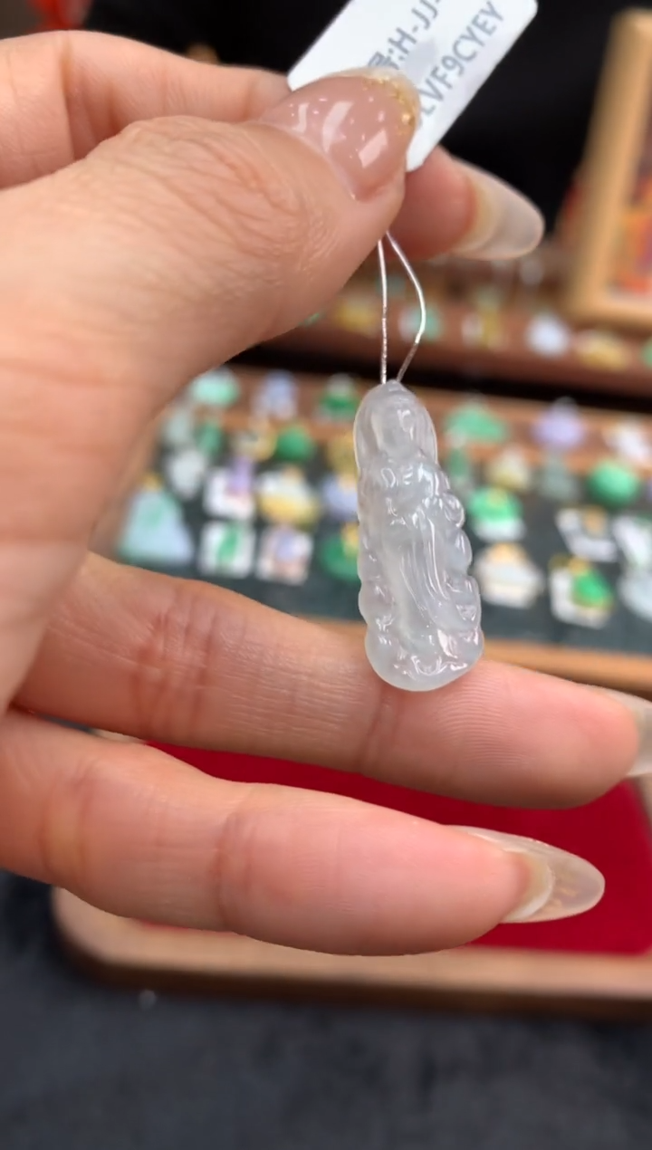 【闪购商品】翡翠颈饰未镶嵌观音