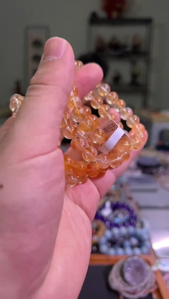 【闪购商品】水晶手串未镶嵌9+mm金狮胶花手串（多样性发其一）