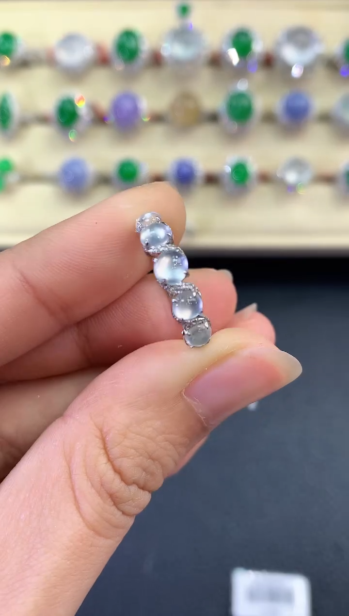 【闪购商品】翡翠戒指18K金镶嵌 B32