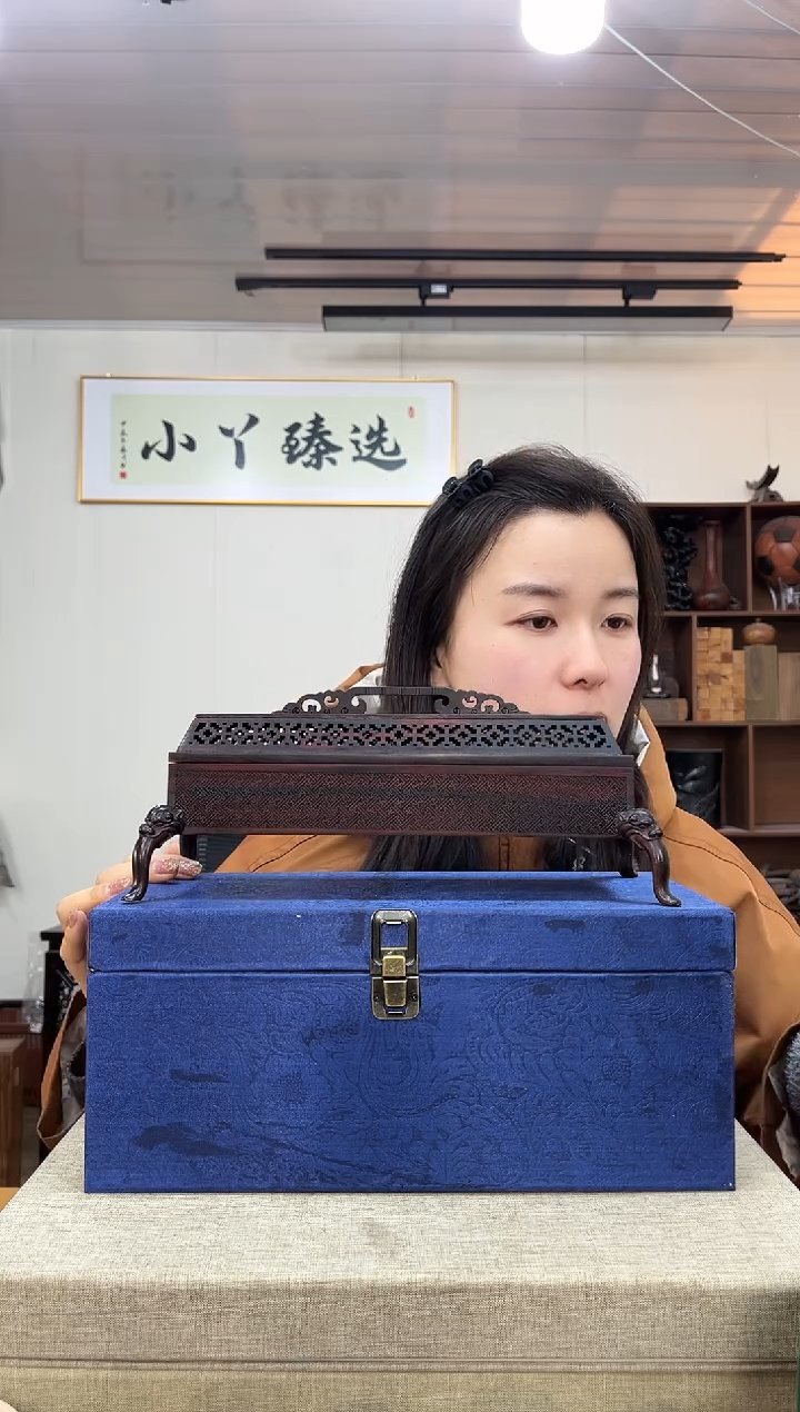 【闪购商品】木 104 大红酸枝精工款高脚长方香炉摆件