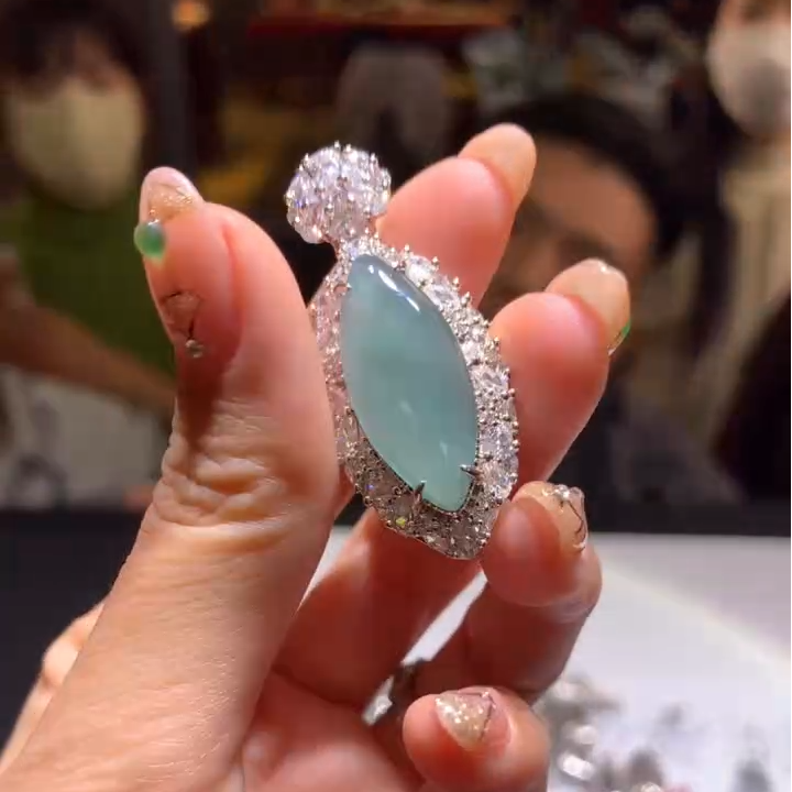 【逍遥精选】天然A货翡翠马眼吊坠*222/216/多样性发/1件