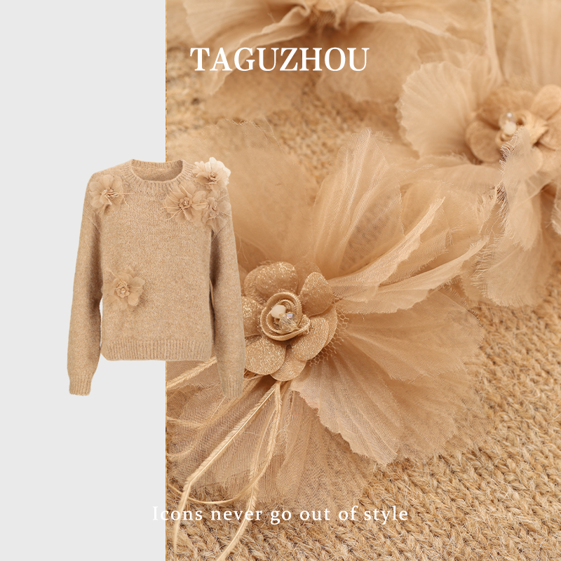 粥粥# 永恒花颂~25秋冬设计感高定重工立体花温柔气质氛围感毛衣