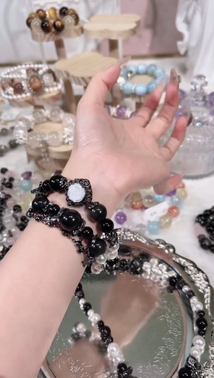 【闪购商品】水晶手链未镶嵌天然水晶默认微瑕 多样性发货发其一