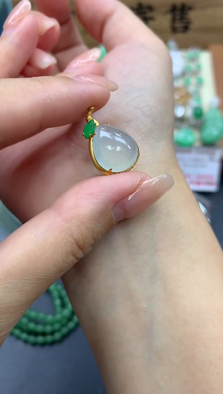 【闪购商品】翡翠颈饰18K金镶嵌104-中国好珍宝1