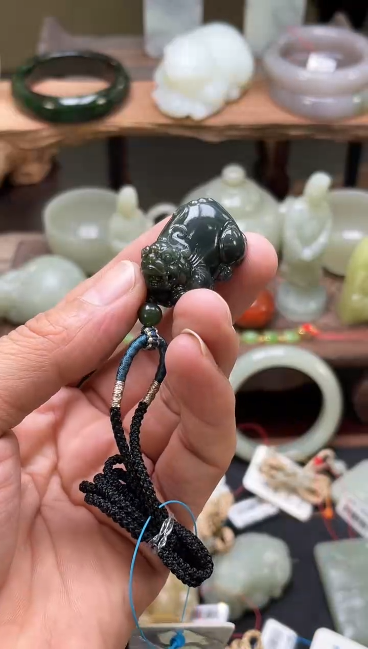 【闪购商品】和田玉吊坠未镶嵌青海青玉 貔貅  多样性发一